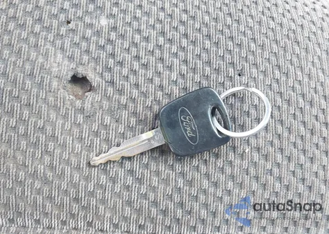 2002 Ford F-150 Lariat/Xl/Xlt from USA, damaged, VIN 2FTRX08LX2CA82381